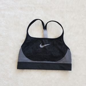 Nike Girls Sports Bra